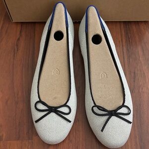 Rothy's Black and Cream Women's Flats